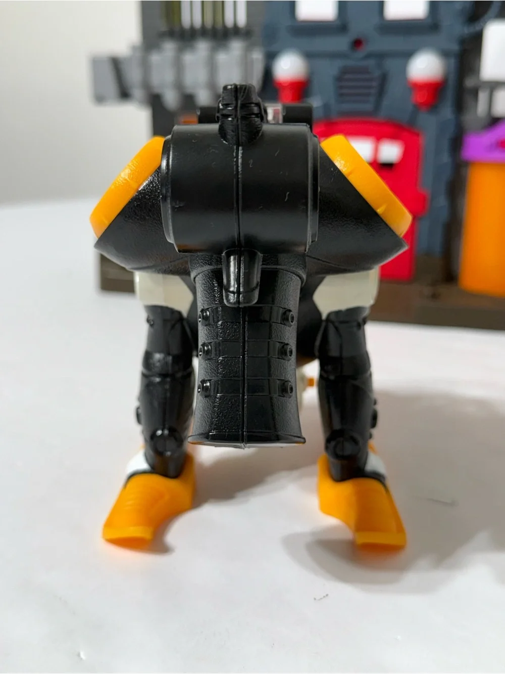 Imaginext Legends of Batman Gotham City Crime Alley DC Super Friends w/ Penguin